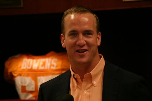 Manning Donates $1 Million To UT Athletic Facility