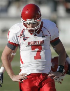 Houston's Case Keenum hangs his head after being upset by UCF 37-32
