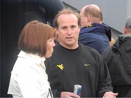 WVU’s OC Dana Holgorsen drinks himself to embarrassment